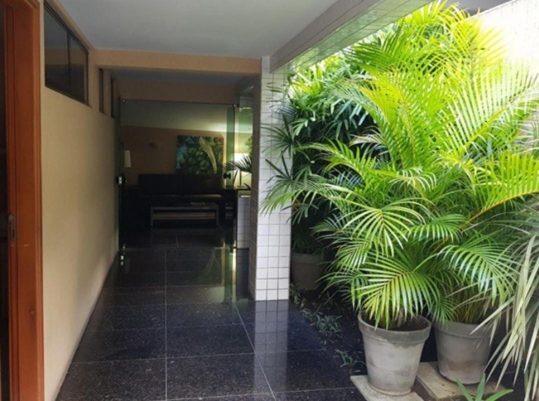 Flat- Boa Viagem- -pernambuco *